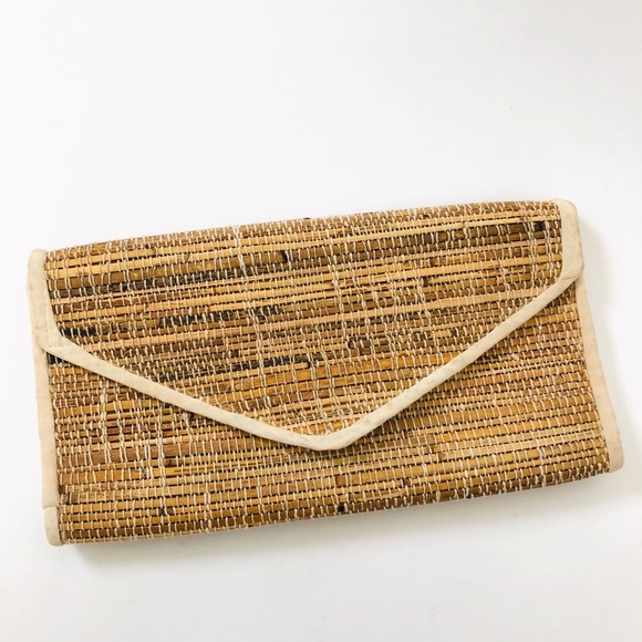 Casual Corner Handbags - VINTAGE CASUAL CORNER BAMBOO/COTTON CLUTCH 13”x7”